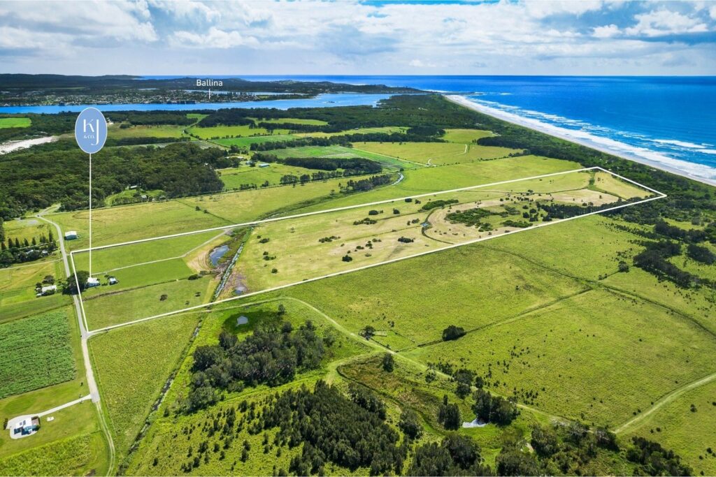 35 Keith Hall Lane South