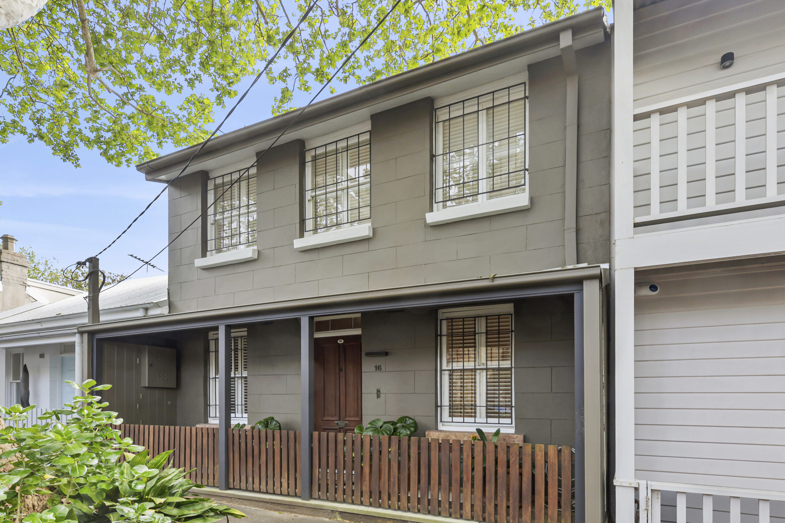 16 John Street